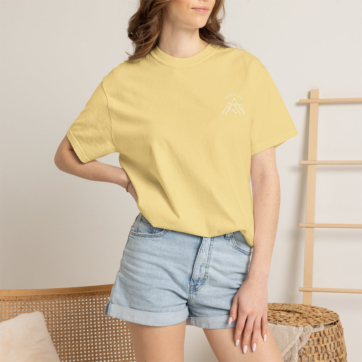 Summit Life: Light T-shirt